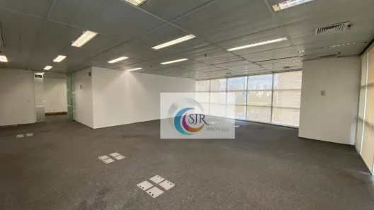 Sala Comercial para alugar, 183m² no Vila Olímpia, São Paulo