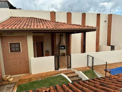 Casa com 3 Quartos para alugar, 147m² no Loteamento Santa Rosa, Piracicaba