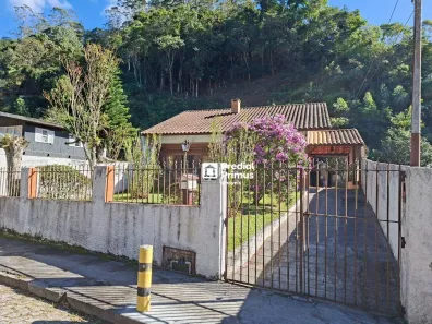 Casa com 2 Quartos à venda, 1276m² no Mury, Nova Friburgo