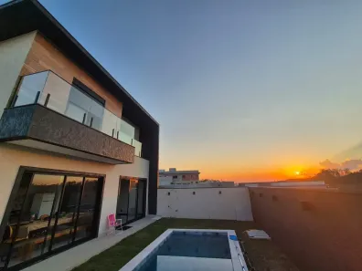 Casa de Condomínio com 4 Quartos à venda, 262m² no Cézar de Souza, Mogi das Cruzes