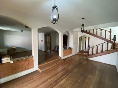 Casa com 4 Quartos à venda, 360m² no Patrimônio, Uberlândia