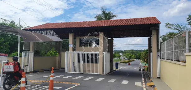 Casa de Condomínio com 4 Quartos à venda, 700m² no Ponta Negra, Manaus