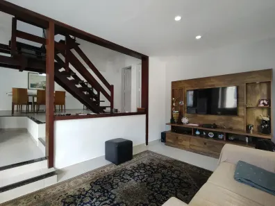 Casa de Condomínio com 4 Quartos à venda, 360m² no Anil, Rio de Janeiro