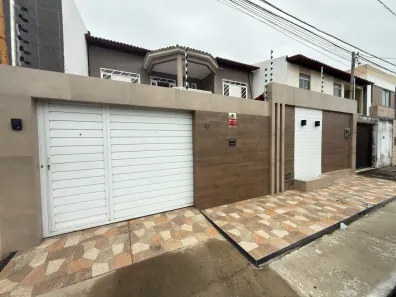 Casa com 5 Quartos para alugar, 258m² no Atalaia, Aracaju