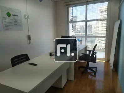 Sala Comercial para venda ou aluguel, 67m² no Vila Cordeiro, São Paulo
