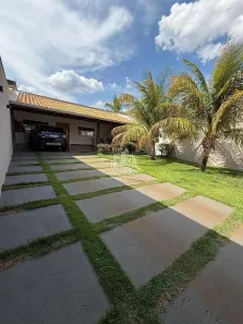 Casa com 2 Quartos à venda, 160m² no Dona Zulmira, Uberlândia