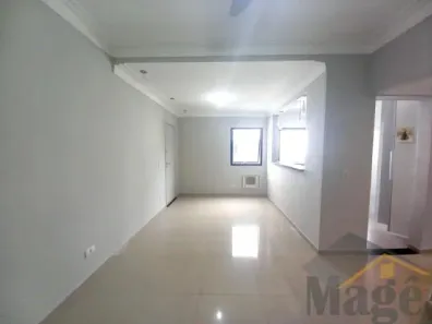 Apartamento com 2 Quartos à venda, 65m² no Jardim Las Palmas, Guarujá