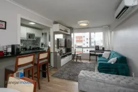 Apartamento com 2 Quartos à venda, 70m² no Partenon, Porto Alegre