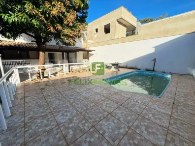 Casa com 4 Quartos para alugar, 300m² no Jardim Ipê, Lagoa Santa