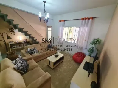 Casa com 3 Quartos à venda, 240m² no Jardim São José, São Paulo