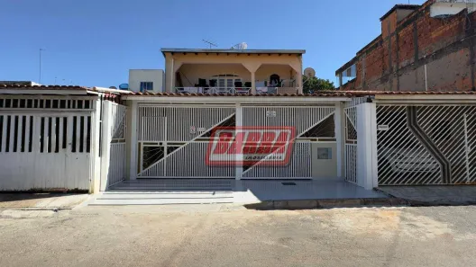 Casa com 3 Quartos à venda, 250m² no Riacho Fundo I, Brasília
