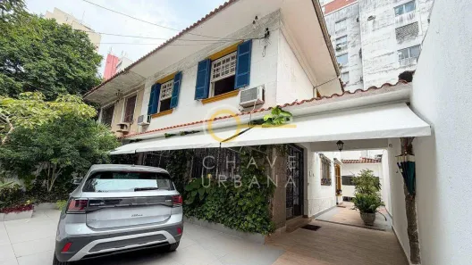 Sobrado com 4 Quartos à venda, 336m² no Boqueirão, Santos