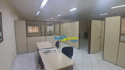 Sala Comercial para alugar, 169m² no Jardim Santo Antônio, Santo André