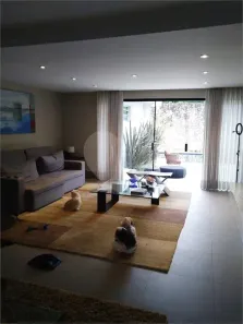 Casa com 4 Quartos à venda, 292m² no Vila Tramontano, São Paulo