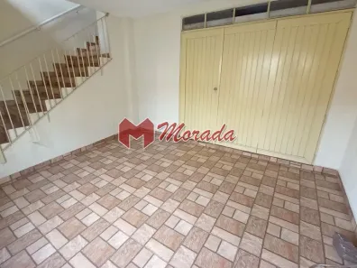 Casa com 3 Quartos para venda ou aluguel, 229m² no Jardim Santa Mena, Guarulhos