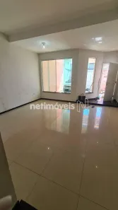 Casa com 3 Quartos à venda, 140m² no Cabral, Contagem