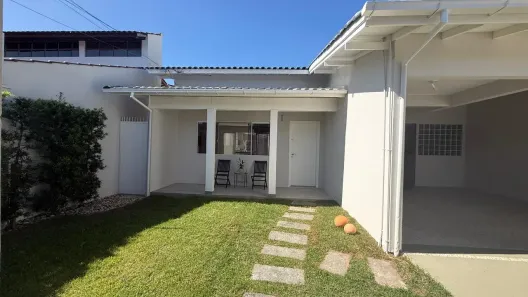 Casa com 4 Quartos à venda, 170m² no Itacorubi, Florianópolis
