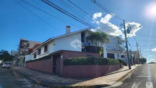 Imóvel Comercial com 3 Quartos à venda, 240m² no Nossa Senhora do Rosário, Santa Maria