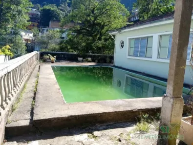 Casa com 3 Quartos à venda, 500m² no Morin, Petrópolis