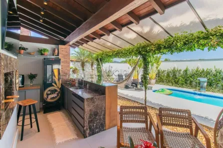 Casa de Condomínio com 4 Quartos à venda, 302m² no Jardim São Pedro, Porto Alegre