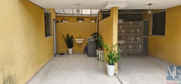 Casa de Condomínio com 2 Quartos à venda, 65m² no Vila Itamarati, Duque de Caxias