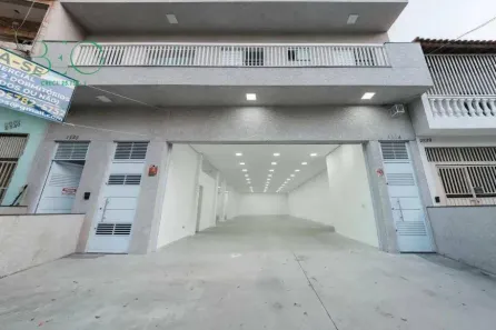 Sala Comercial para alugar, 250m² no Vila Talarico, São Paulo