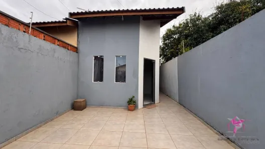 Casa com 2 Quartos à venda, 58m² no Jardim Adelina, Leme