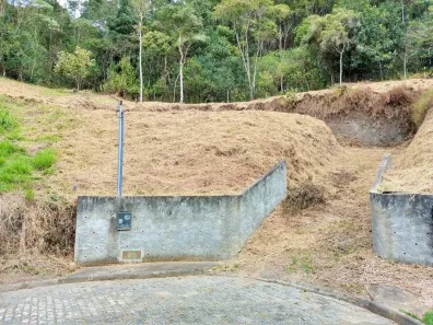 Lote/Terreno à venda, 824m² no Cônego, Nova Friburgo