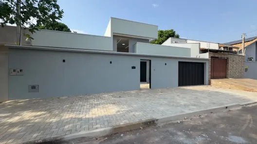 Casa com 3 Quartos à venda, 180m² no Plano Diretor Sul, Palmas