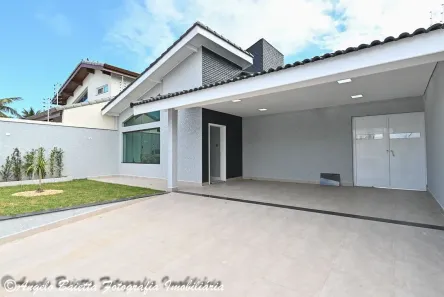 Casa com 3 Quartos à venda, 170m² no Vila Peruibe, Peruíbe