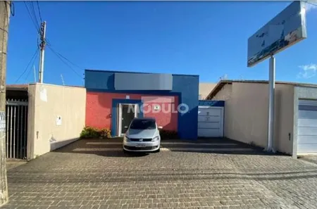 Prédio Comercial para alugar, 200m² no Osvaldo Rezende, Uberlândia