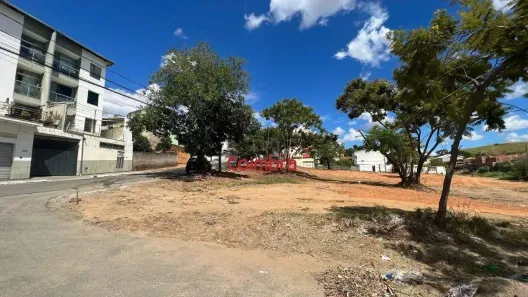 Lote/Terreno à venda, 264m² no Esperança, Governador Valadares