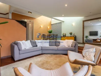 Sobrado com 4 Quartos à venda, 231m² no Saúde, São Paulo