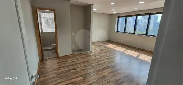Sala Comercial para alugar, 201m² no Santo Amaro, São Paulo