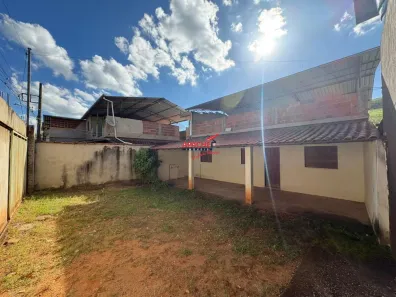 Casa com 4 Quartos à venda, 200m² no Vau Açú, Ponte Nova
