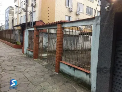 Lote/Terreno com 1 Quarto à venda, 217m² no Floresta, Porto Alegre