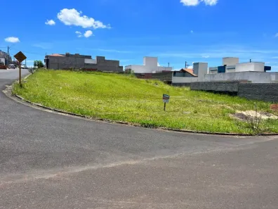 Lote/Terreno à venda, 223m² no Jardim Santa Júlia, São Carlos