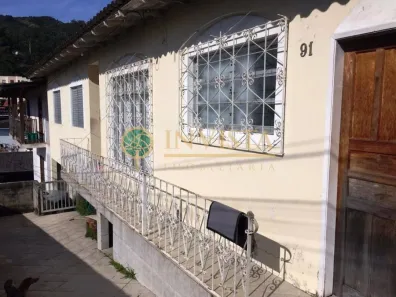 Casa com 3 Quartos à venda, 360m² no Pantanal, Florianópolis