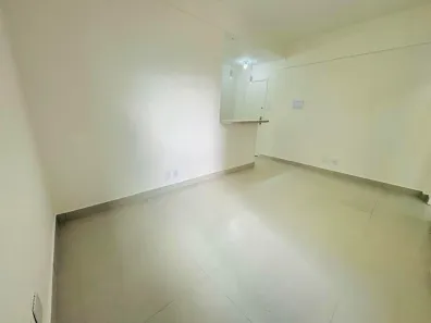 Kitnet com 1 Quarto à venda, 33m² no Boqueirão, Santos