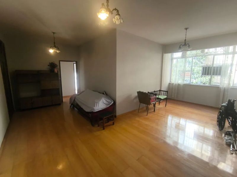 Apartamento com 4 quartos — Centro, Belo Horizonte