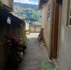 Casa com 2 Quartos à venda, 70m² no Provisória, Petrópolis