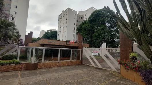 Apartamento com 3 Quartos à venda, 72m² no Cláudia, Londrina