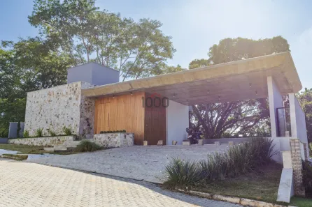 Casa com 4 Quartos para alugar, 408m² no Granville, Juiz de Fora