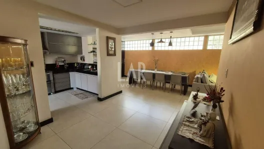 Casa com 5 Quartos à venda, 240m² no Ouro Preto, Belo Horizonte