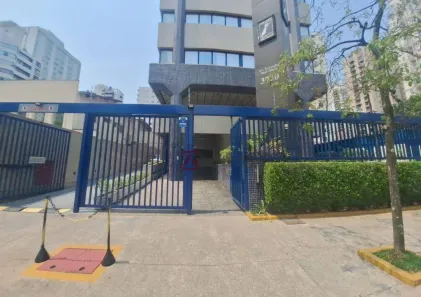 Sala Comercial à venda, 72m² no Santo Amaro, São Paulo