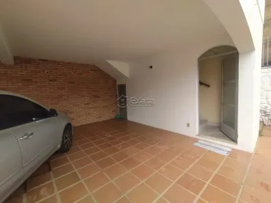 Sobrado com 3 Quartos à venda, 238m² no Vila Haro, Sorocaba