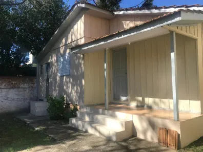 Casa com 2 Quartos para alugar, 50m² no Fanny, Curitiba