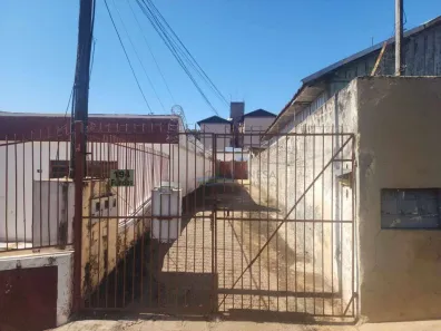 Casa com 1 Quarto para alugar, 65m² no Jardim Agari, Londrina