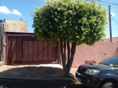 Casa com 3 Quartos à venda, 149m² no Conjunto Habitacional Monsenhor João Batista Toffoli, Marília