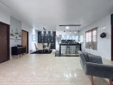 Casa com 3 Quartos para alugar, 400m² no Recanto das Emas, Brasília